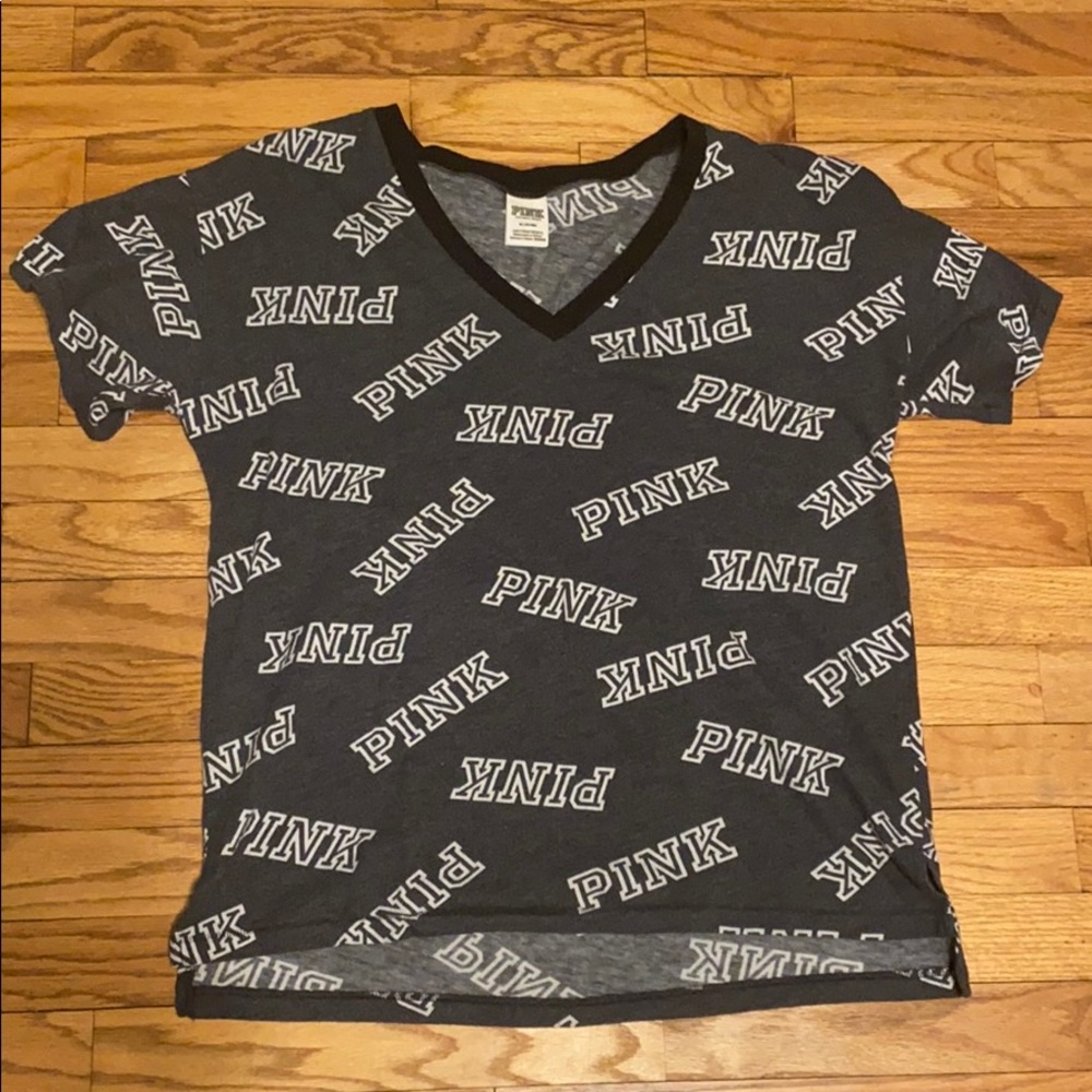 PINK V-neck T-shirt